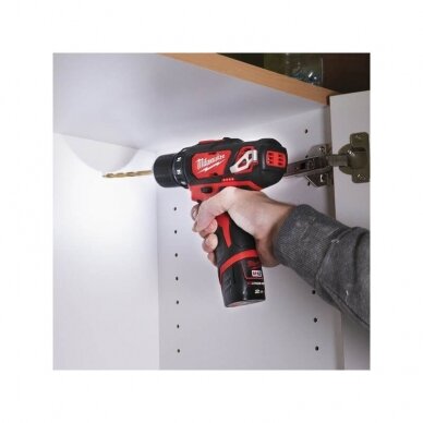 Akumuliatorinis gręžtuvas MILWAUKEE M12 BDD-202C 8