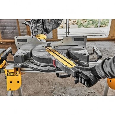 Akumuliatorinis kampinis pjūklas DeWalt DCS781N-XJ, 305mm, 54V (be akum. ir krov.) 2