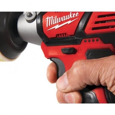 Akumuliatorinis poliruoklis MILWAUKEE M12 BPS-0 2