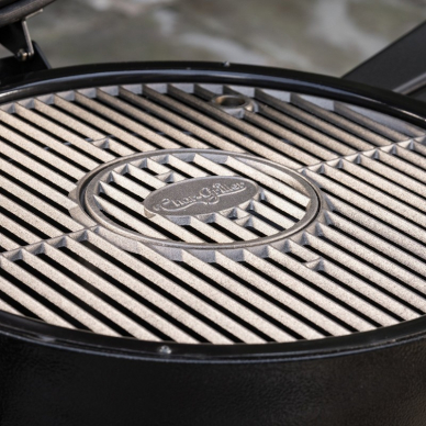 Anglinis lauko grilis Kamado Char-Griller Akorn 8