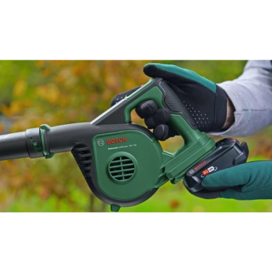 Akumuliatorinis lapų pūstuvas Bosch Universal Leaf Blower 18V, 130, 1x2,5Ah, 06008A0600 1