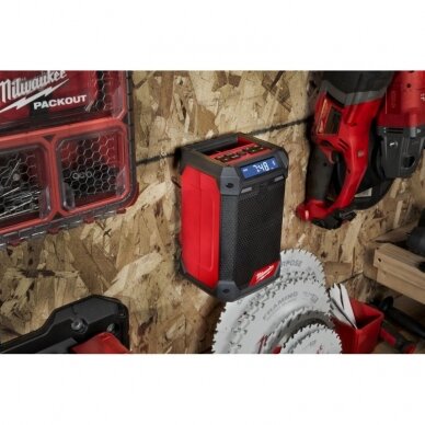 Radijas - įkroviklis MILWAUKEE M12 RCDAB+-0 6