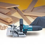 Universali freza Makita PJ7000J,+Lagaminas